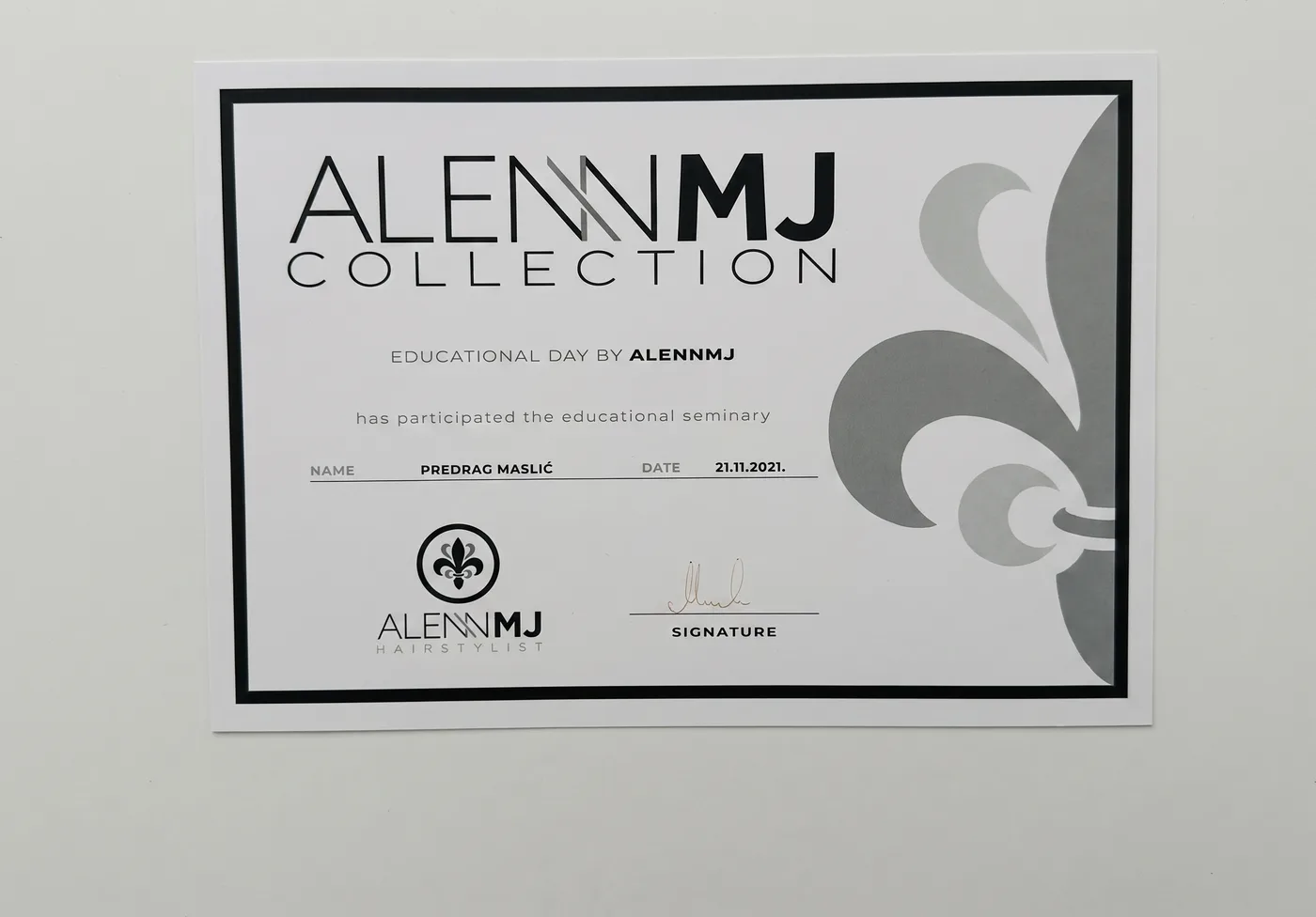 Certifikat: Educational day, AlennMJ Collection